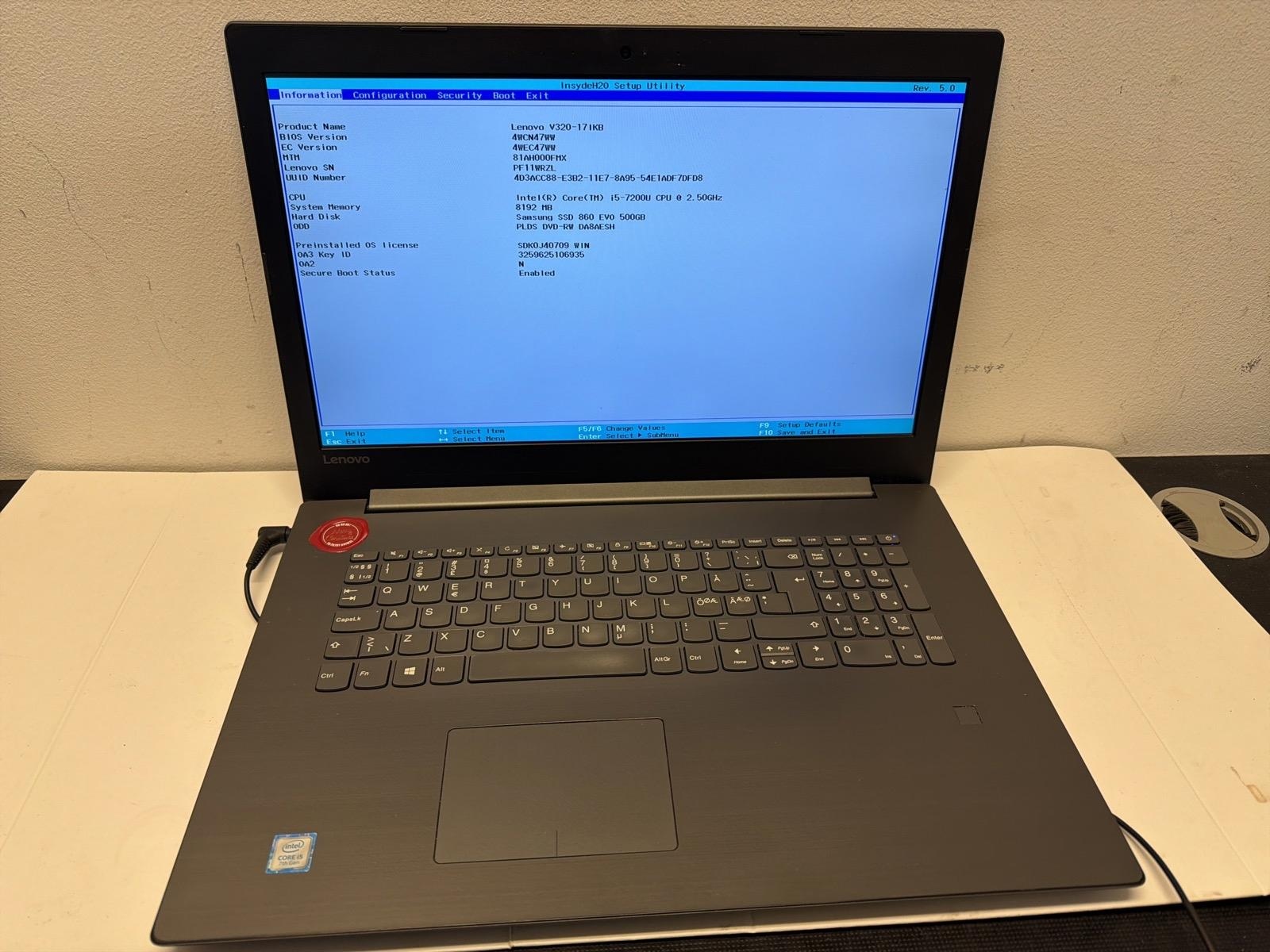 Laptop Lenovo V320