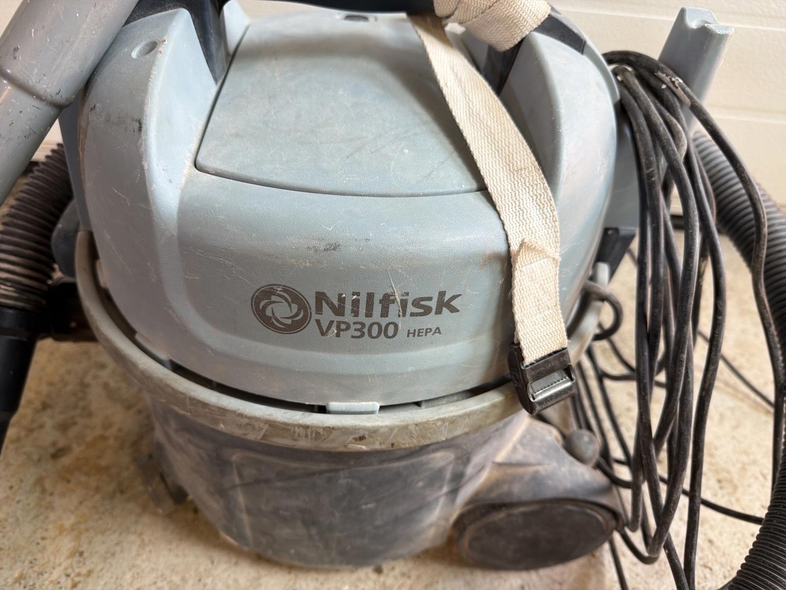 Grovdammsugare Nilfisk VP300 Hepa