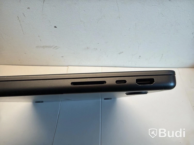 MacBook Pro Apple 14 tum, M3 Pro, 18 GB RAM