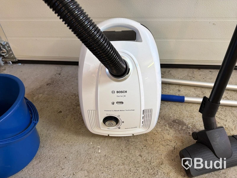 Dammsugare Bosch Series 4 m.m.