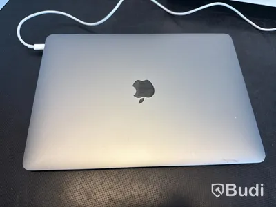 MacBook Air Apple M1, 8 GB RAM, 256 GB