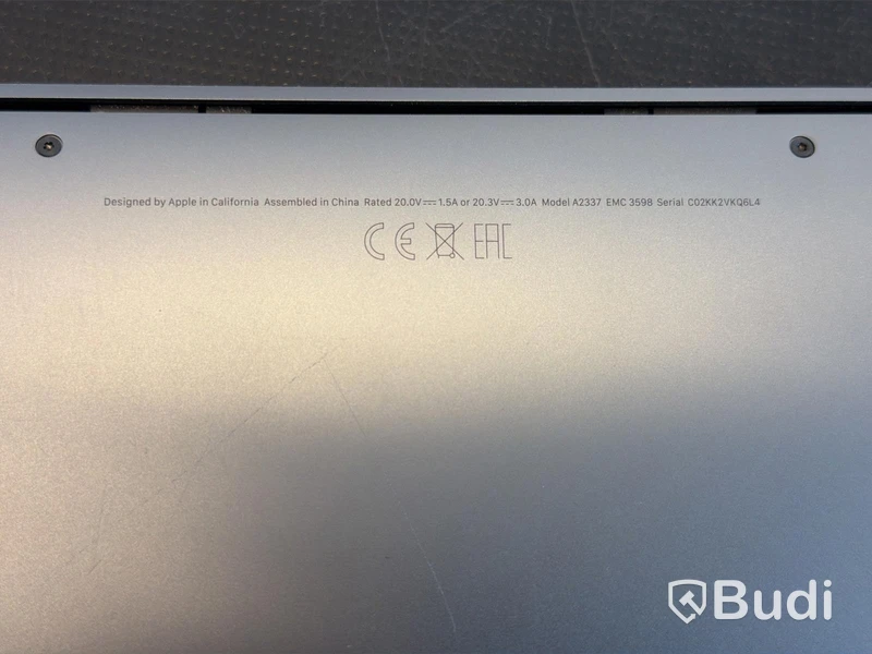 MacBook Air Apple M1, 8 GB RAM, 256 GB