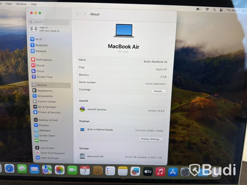 MacBook Air M1, 2020, 8 GB RAM