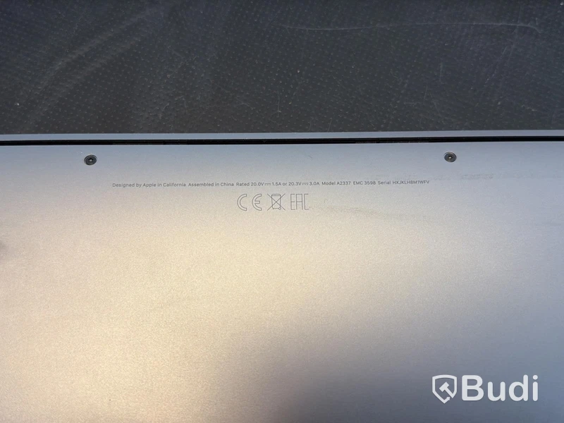 MacBook Air M1, 2020, 8 GB RAM