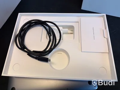 MacBook Air M1, 2020, 8 GB RAM