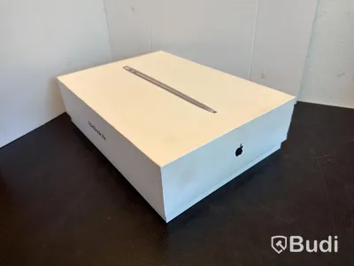 MacBook Air M1, 2020, 8 GB RAM