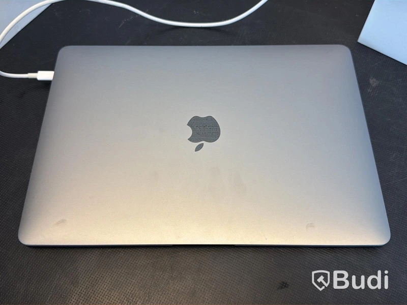 MacBook Air, M1, 8 GB RAM, 256 GB