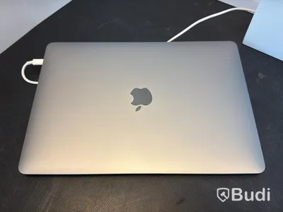 MacBook Air, M1, 8 GB RAM