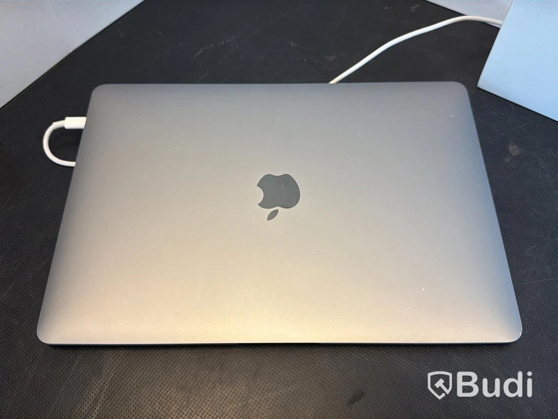 MacBook Air, M1, 8 GB RAM