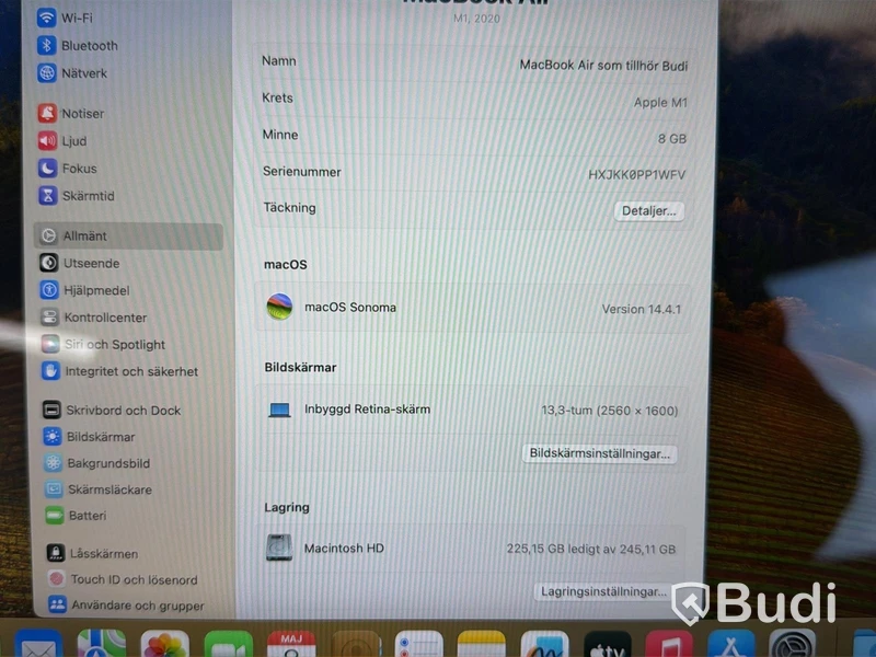 MacBook Air Apple M1, 8 GB RAM, 256 GB SSD