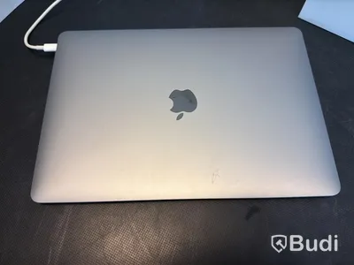 MacBook Air Apple M1, 8 GB RAM, 256 GB SSD