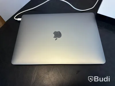 MacBook Air M1, 2020, 8 GB RAM