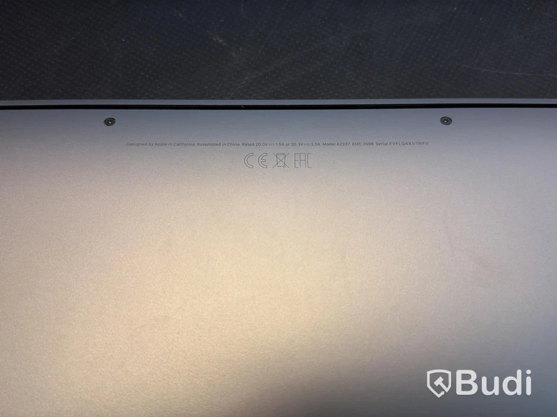 MacBook Air M1, 2020, 8 GB RAM