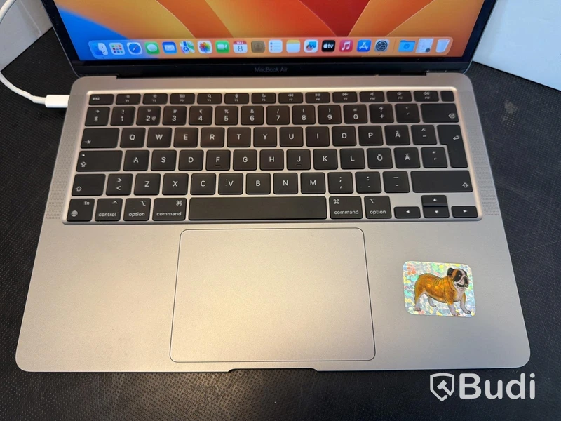 MacBook Air, M1, 8 GB RAM