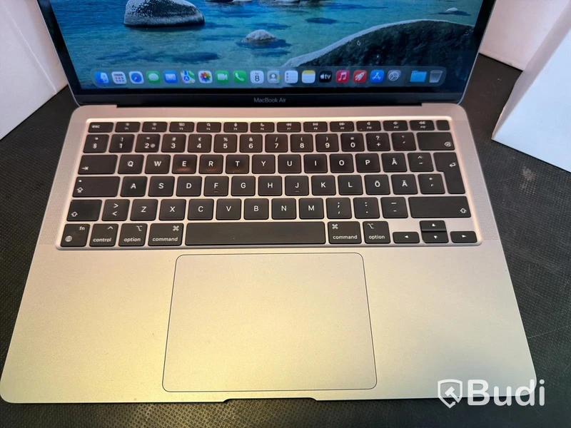 MacBook Air Apple M1, 2020, 8 GB RAM