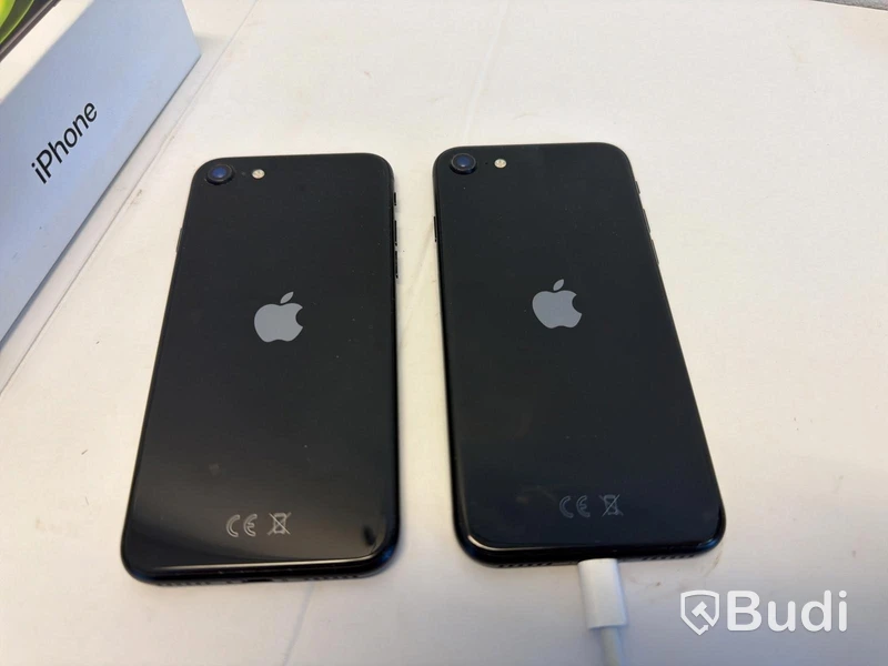 2 st iPhone SE, 64 & 128 GB