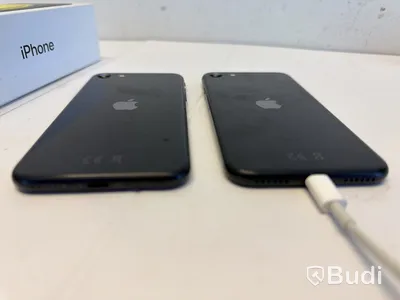 2 st iPhone SE, 64 & 128 GB