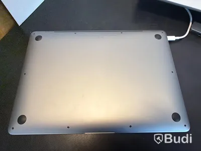 MacBook Air M1, 2020, 8 GB RAM