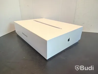MacBook Air M1, 2020, 8 GB RAM