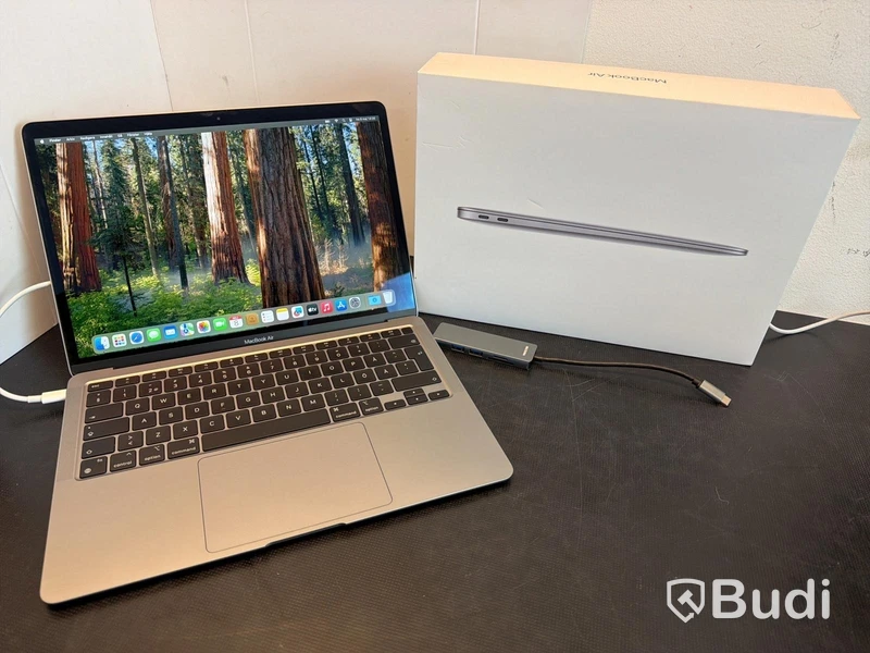 MacBook Air M1, 2020, 8 GB RAM