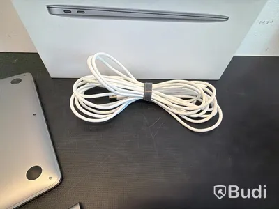 MacBook Air, M1, 8 GB RAM