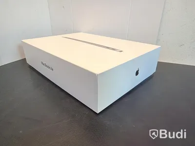 MacBook Air M1, 2020, 8 GB RAM