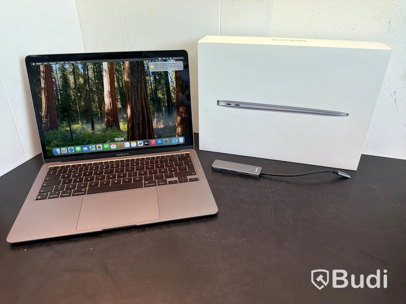 MacBook Air M1, 2020, 8 GB RAM