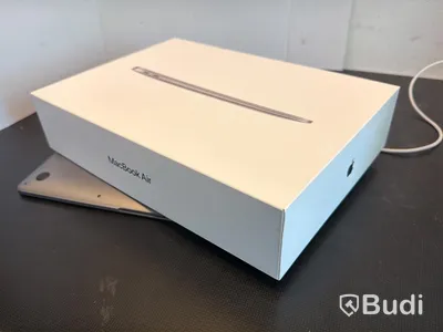MacBook Air Apple M1, 8 GB RAM, 256 GB SSD