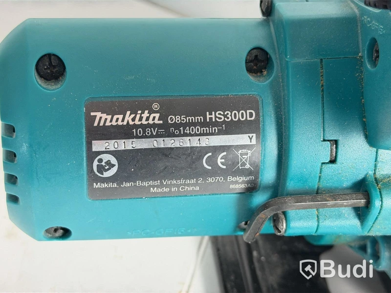 2 Makita drill/drivers, circular saw, etc.