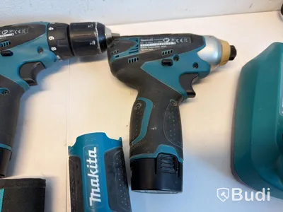 2 Makita drill/drivers, circular saw, etc.