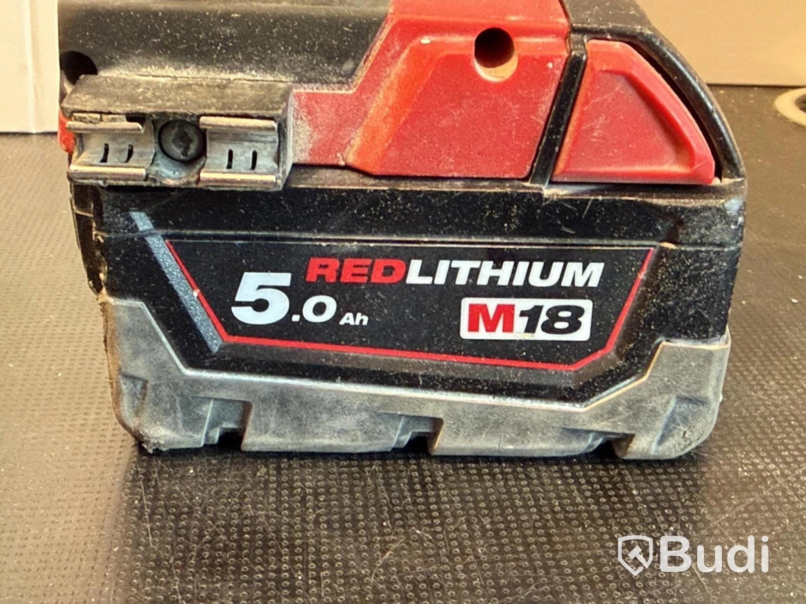 Borrskruvdragare Milwaukee M18 CBLD, med batteri och laddare