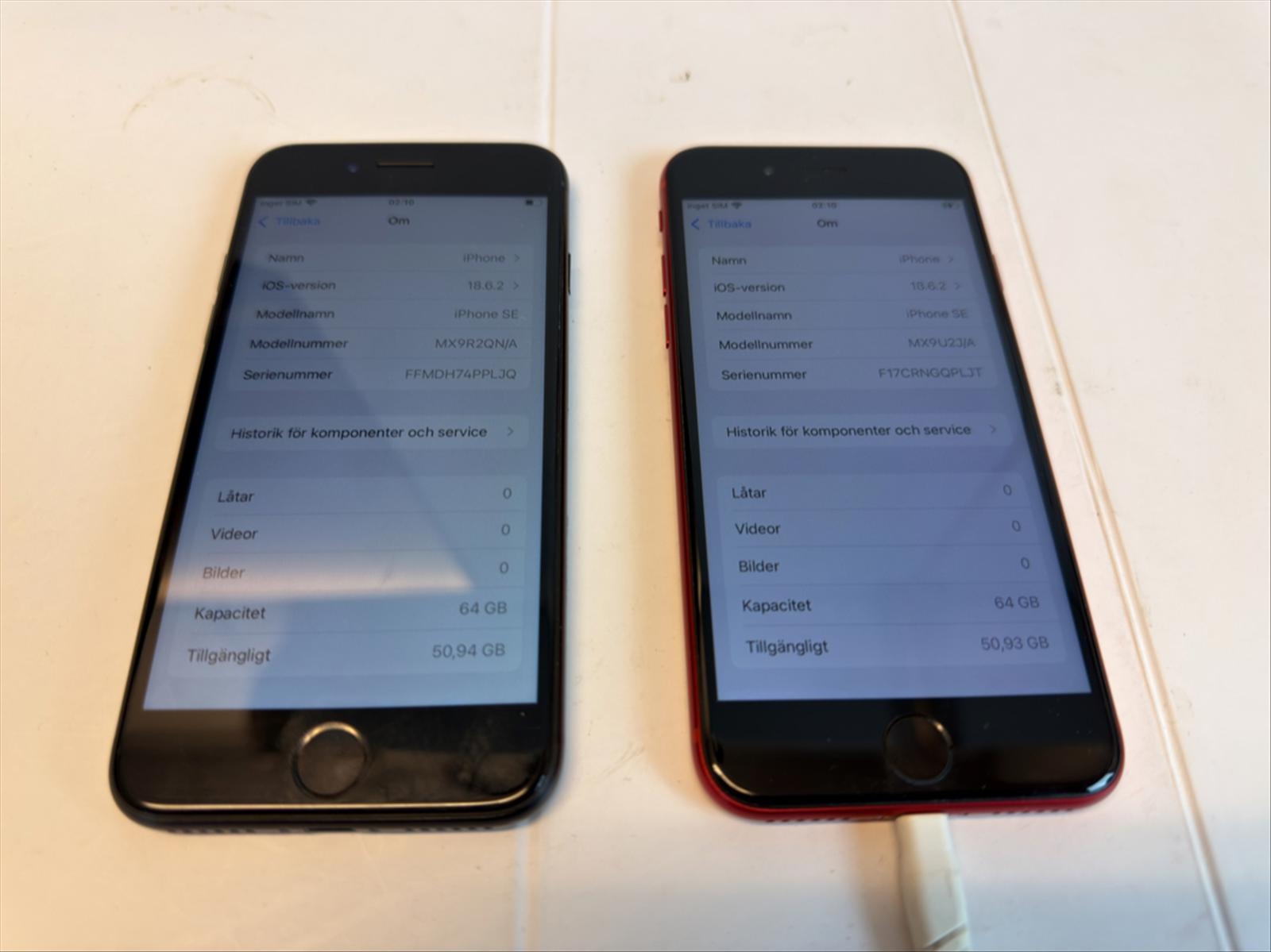 2 st iPhone SE, 64 GB.
