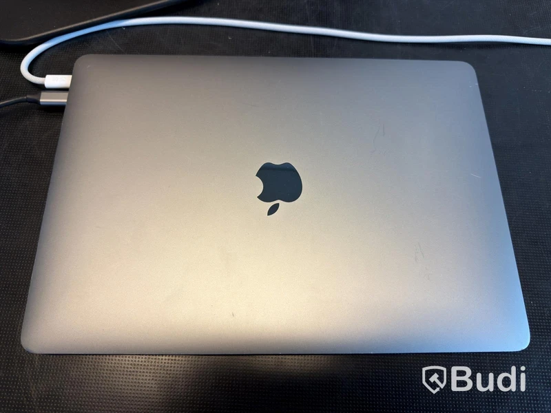 MacBook Air M1, 2020, 8 GB RAM (rep-objekt)