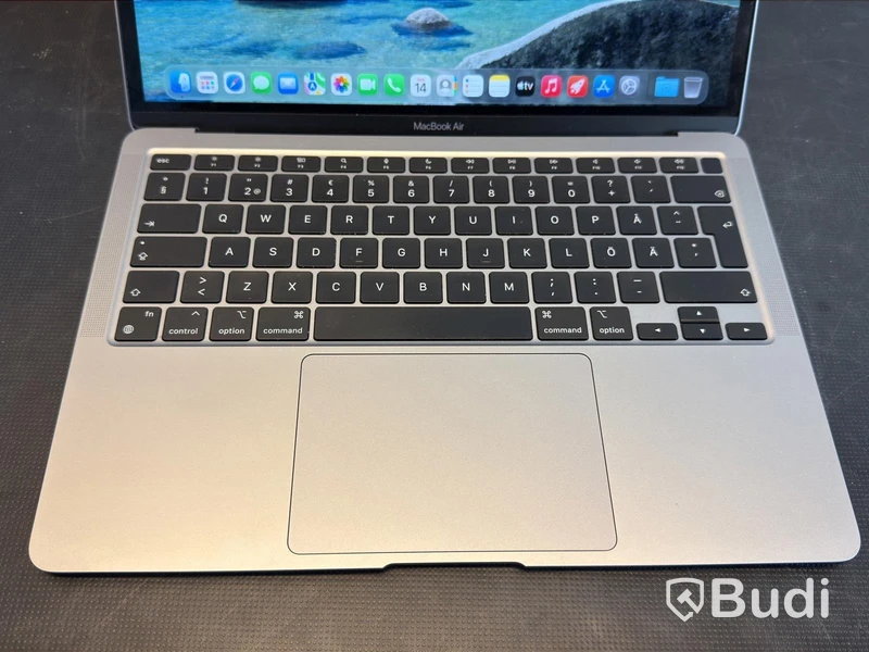 MacBook Air, M1, 8 GB RAM