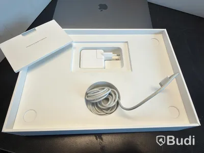 MacBook Air, M1, 8 GB RAM