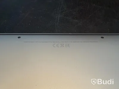 MacBook Air M1, 2020, 8 GB RAM