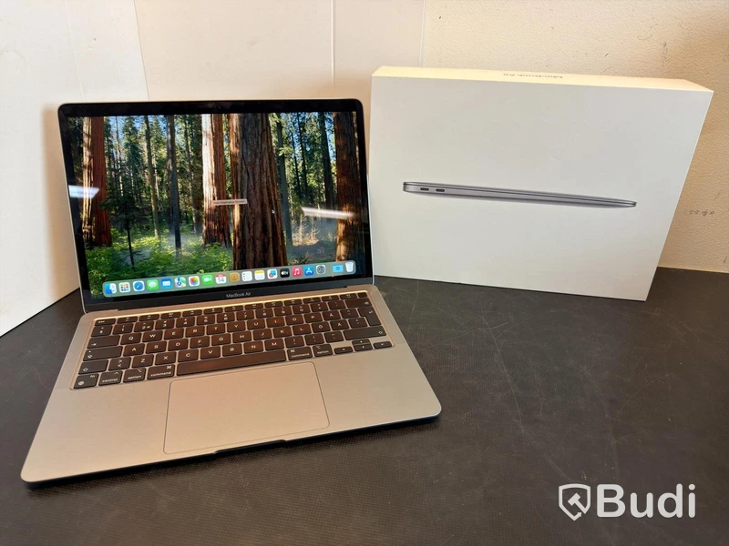 MacBook Air M1, 2020, 8 GB RAM
