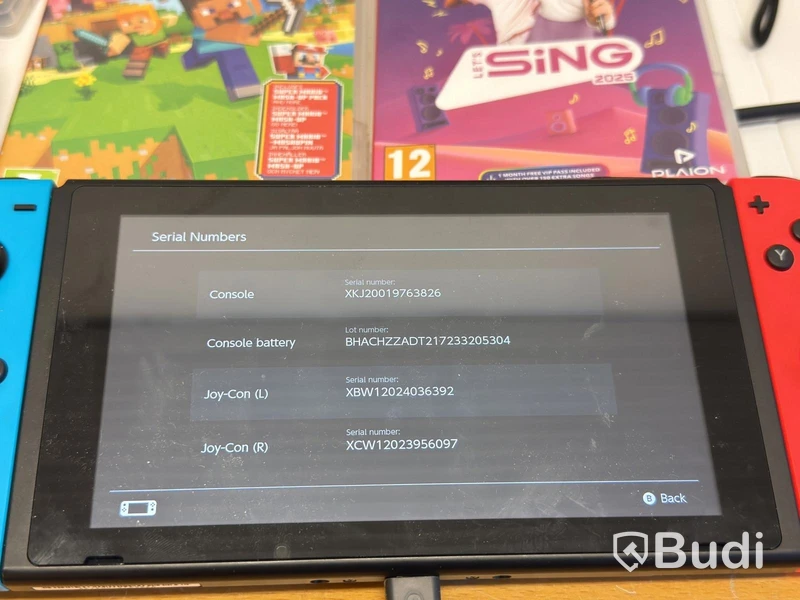 Spelkonsol Nintendo Switch, röd/blå Joy-Con