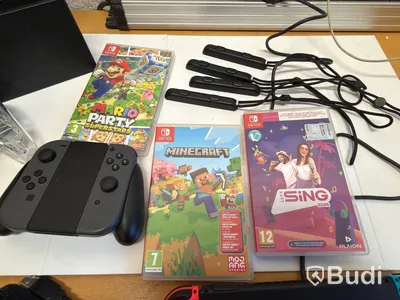 Spelkonsol Nintendo Switch, röd/blå Joy-Con