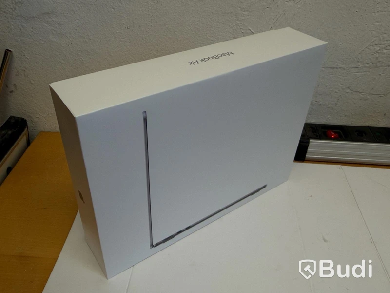 Laptop Apple MacBook Air, M2, 8 GB RAM