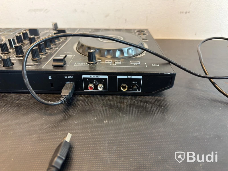 Pioneer DDJ-RB DJ controller
