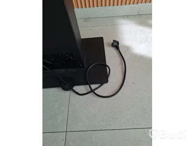 Skärm med touchfunktion och stativ, Beetronics