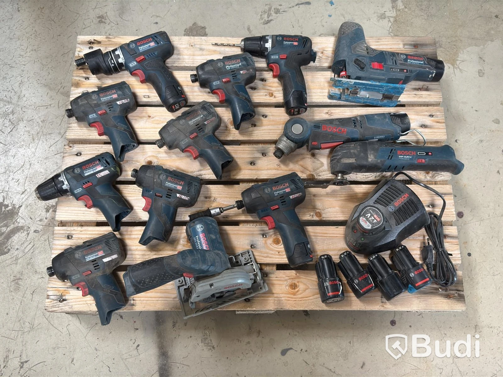 Assortment of Bosch cordless tools, 13 pcs