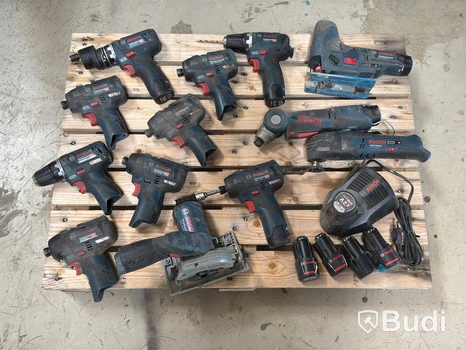 Sortiment batteriverktyg från Bosch, 13 st