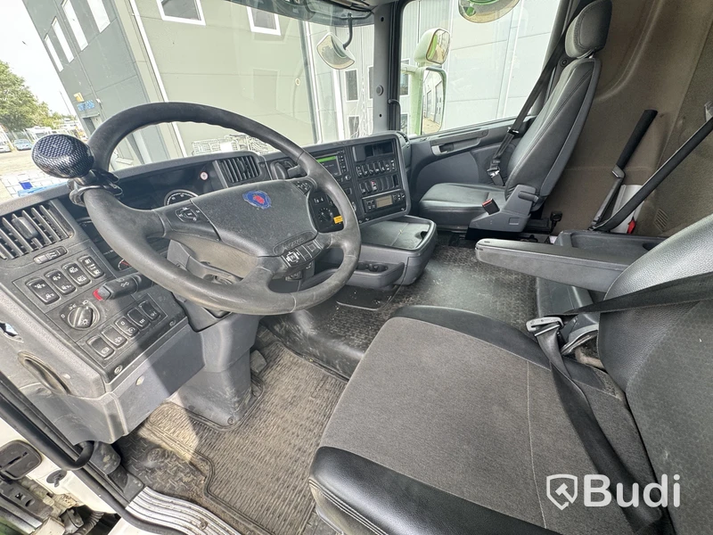 Delivery truck Scania R370 6x2-4 -2016