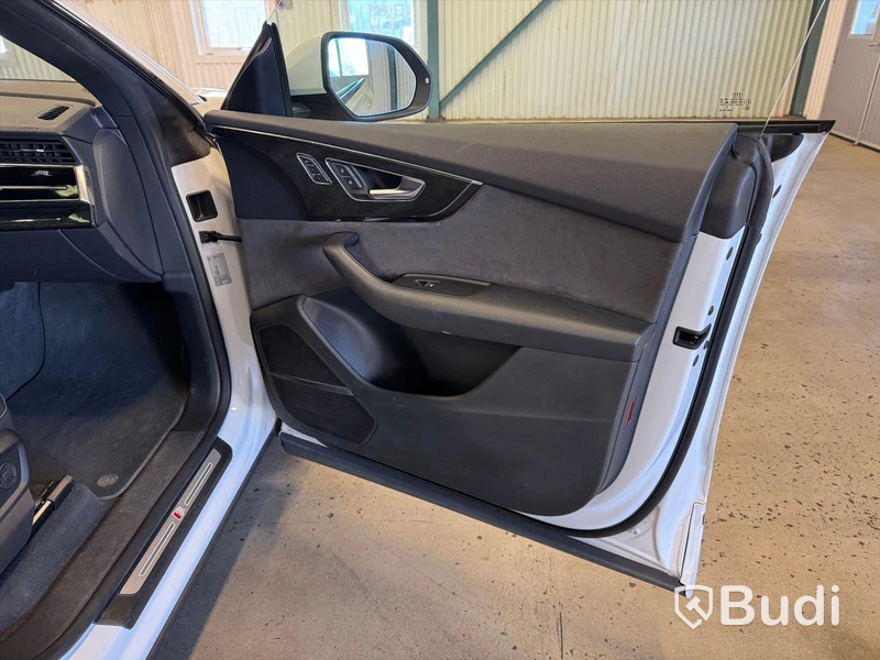 Audi Q8 50 TDI Quattro TipTronic | 36431 mil | 2019