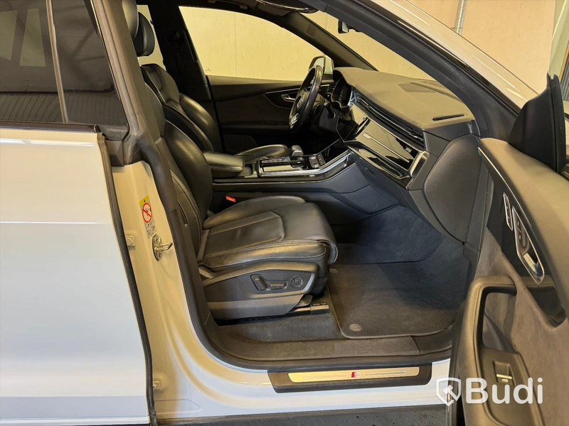 Audi Q8 50 TDI Quattro TipTronic | 36431 mil | 2019