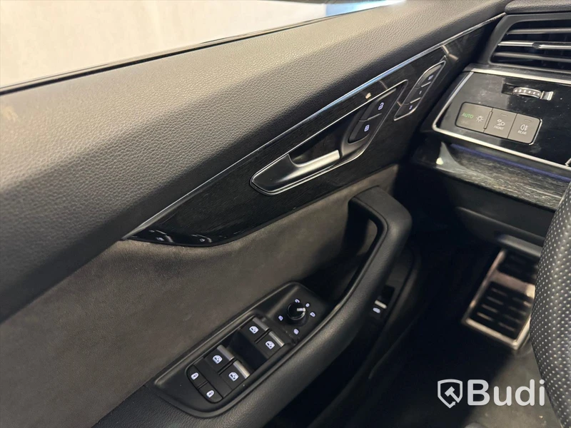 Audi Q8 50 TDI Quattro TipTronic | 36431 mil | 2019