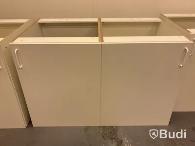 8 st. Stommar med låd/skåpsfronter