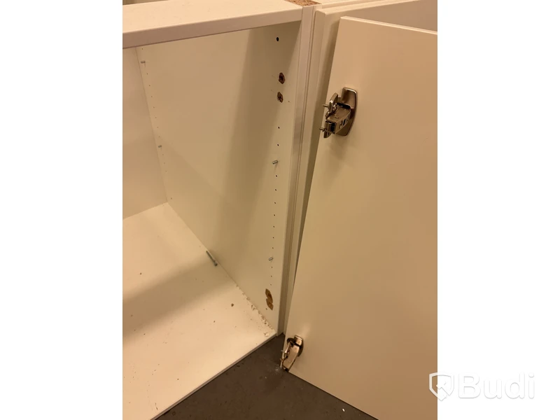8 st. Stommar med låd/skåpsfronter